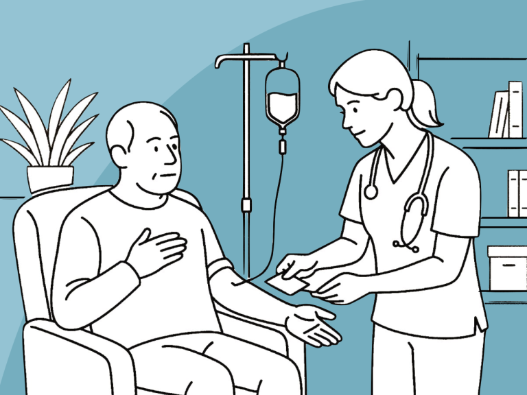 Blutttransfusion Ärztin verabreicht einem Patienten eine Behandlung, während er in einem Stuhl sitzt.